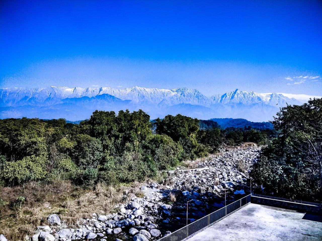 Hotel River Retreat Kangra Exteriér fotografie